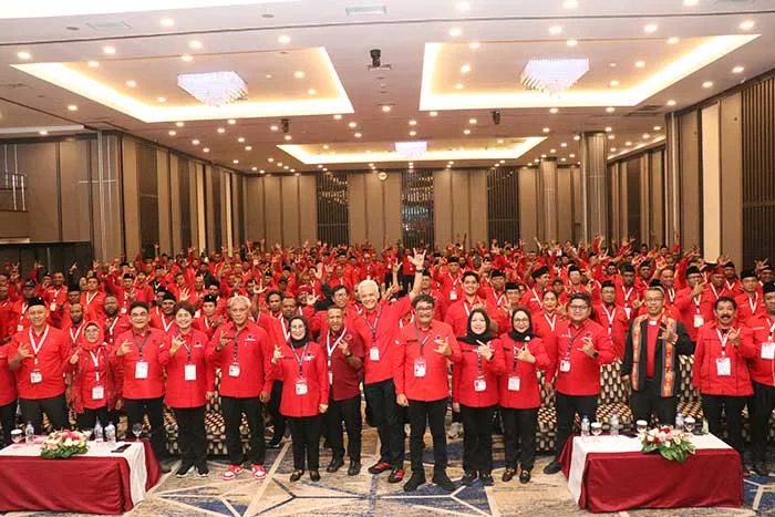 PDIP Gelar Bimtek Nasional di Jayapura, Megawati Ingatkan Kader Jangan Jauh dari Rakyat