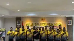 Wawali Kota Jayapura Lepas Kontingen Voli Menuju Kejuaraan Kapolda Cup 2026 di Biak Numfor