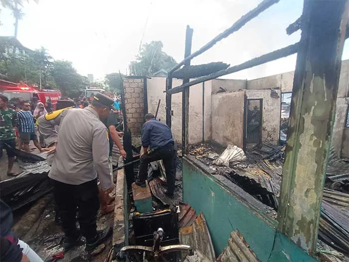 7 Rumah di Dok 9  Terbakar, Polisi Selidiki Asal Api