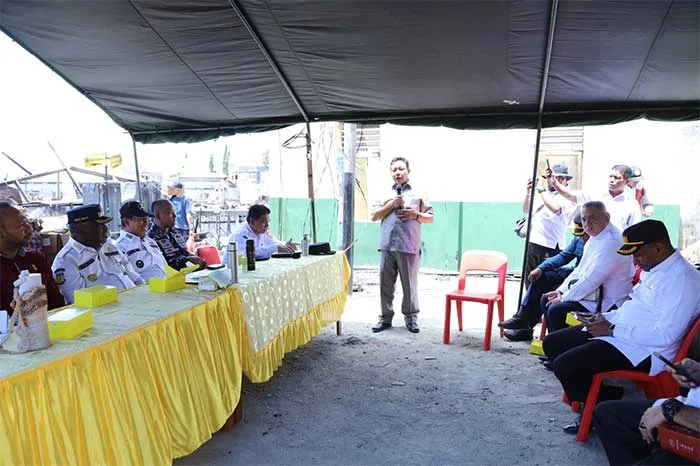 Waket II DPRK Jayapura Imam Khoiri Apresiasi Respons Cepat Pemkot Tangani Korban Kebakaran Dok V Bawah