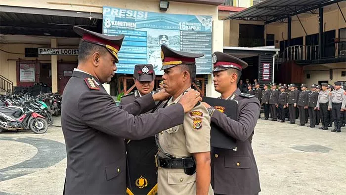Hari Kesaktian Pancasila, Satu Personel Polresta Jayapura Kota Terima Kenaikan Pangkat Pengabdian