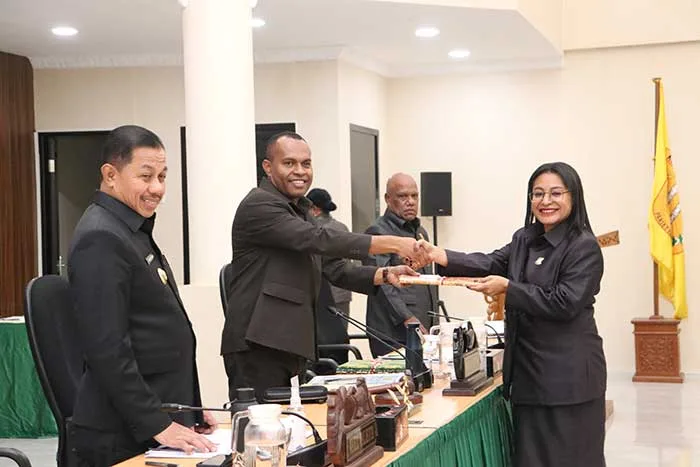 Fraksi Kelompok Khusus DPRK Jayapura Setujui 8 Raperda, Desak Pembentukan Dinas Kebudayaan
